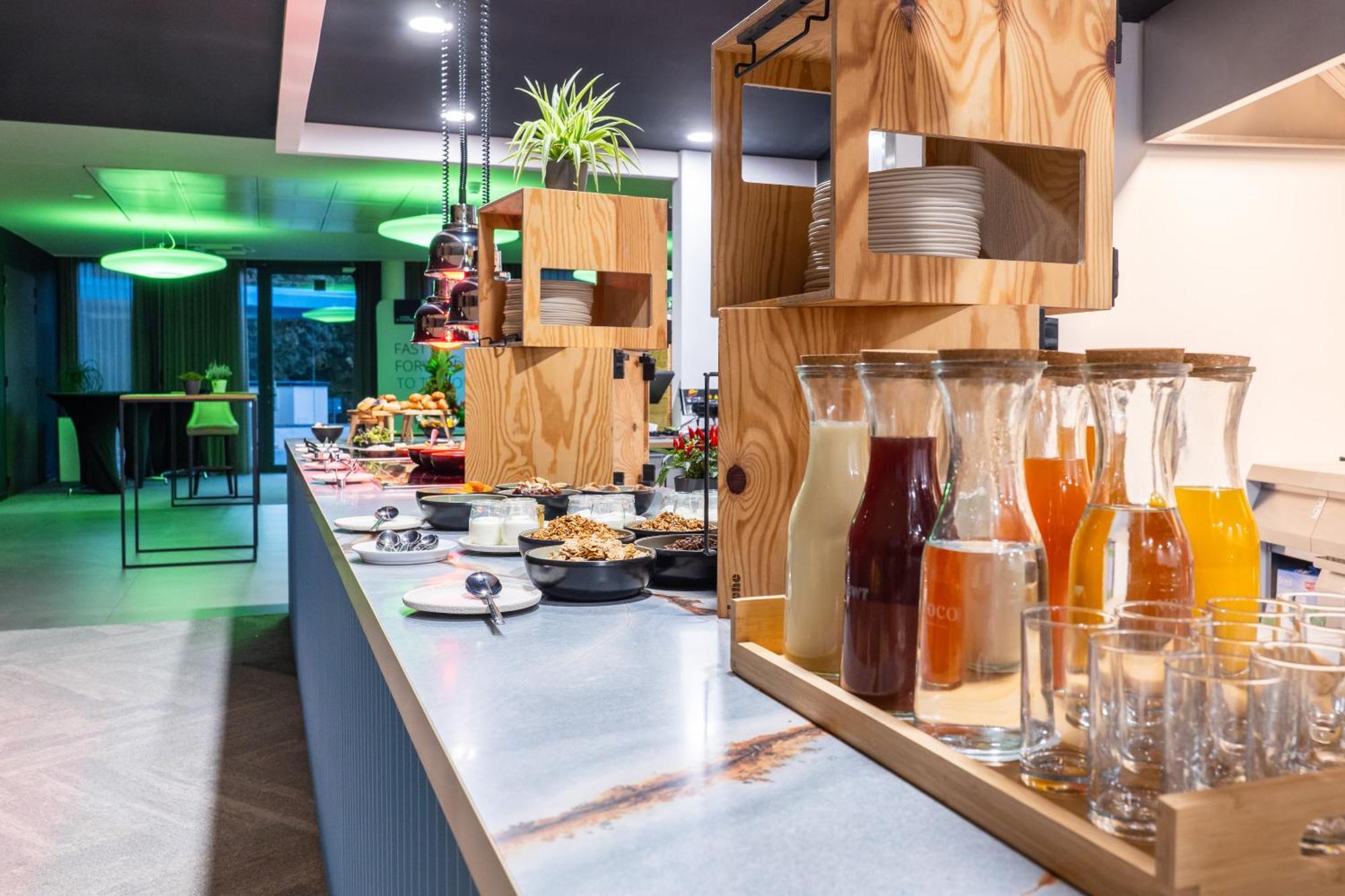 ווילבורדה Voco Brussels City North By Ihg מראה חיצוני תמונה